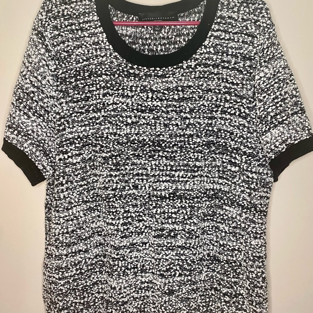 Short sleeve sweater